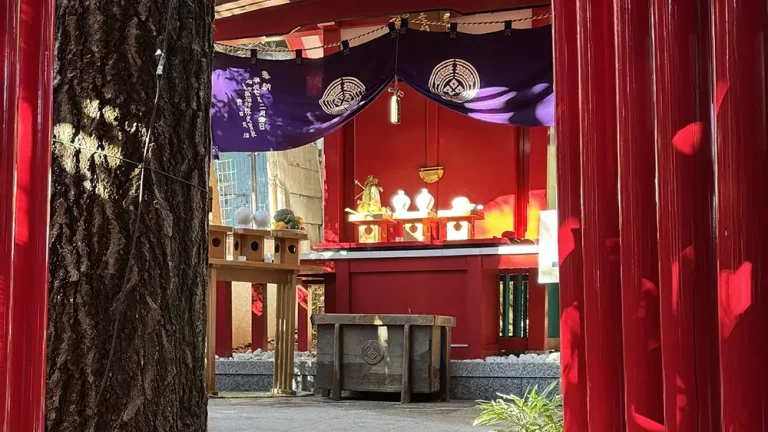 Akasaka oji inari jinja tokyo