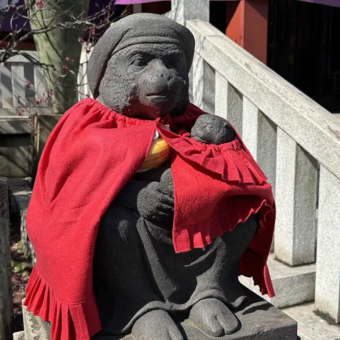 Mother Monkey. Hie Jinja, Akasaka